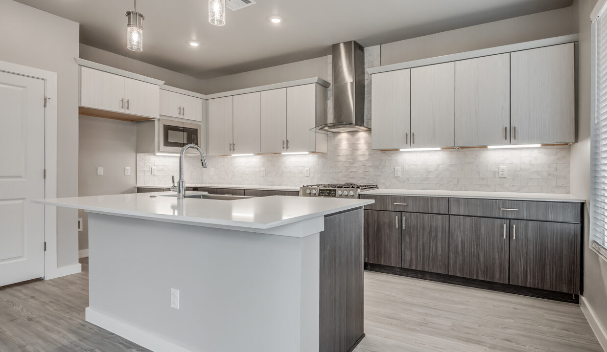 508-NW-176th-Terr-33-1-1240×720-1