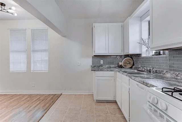 2531-Bomar-Ave-pic-20