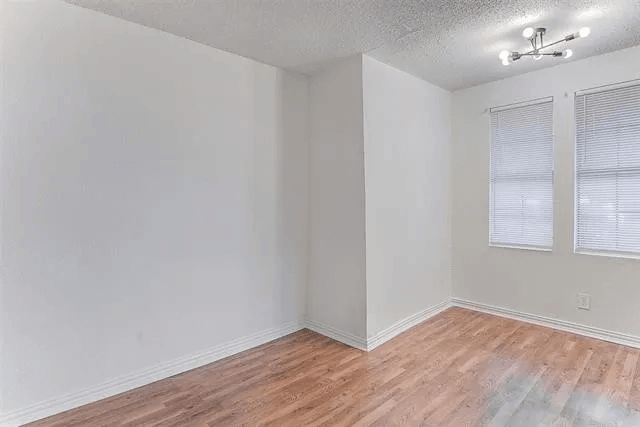 2531-Bomar-Ave-pic-23