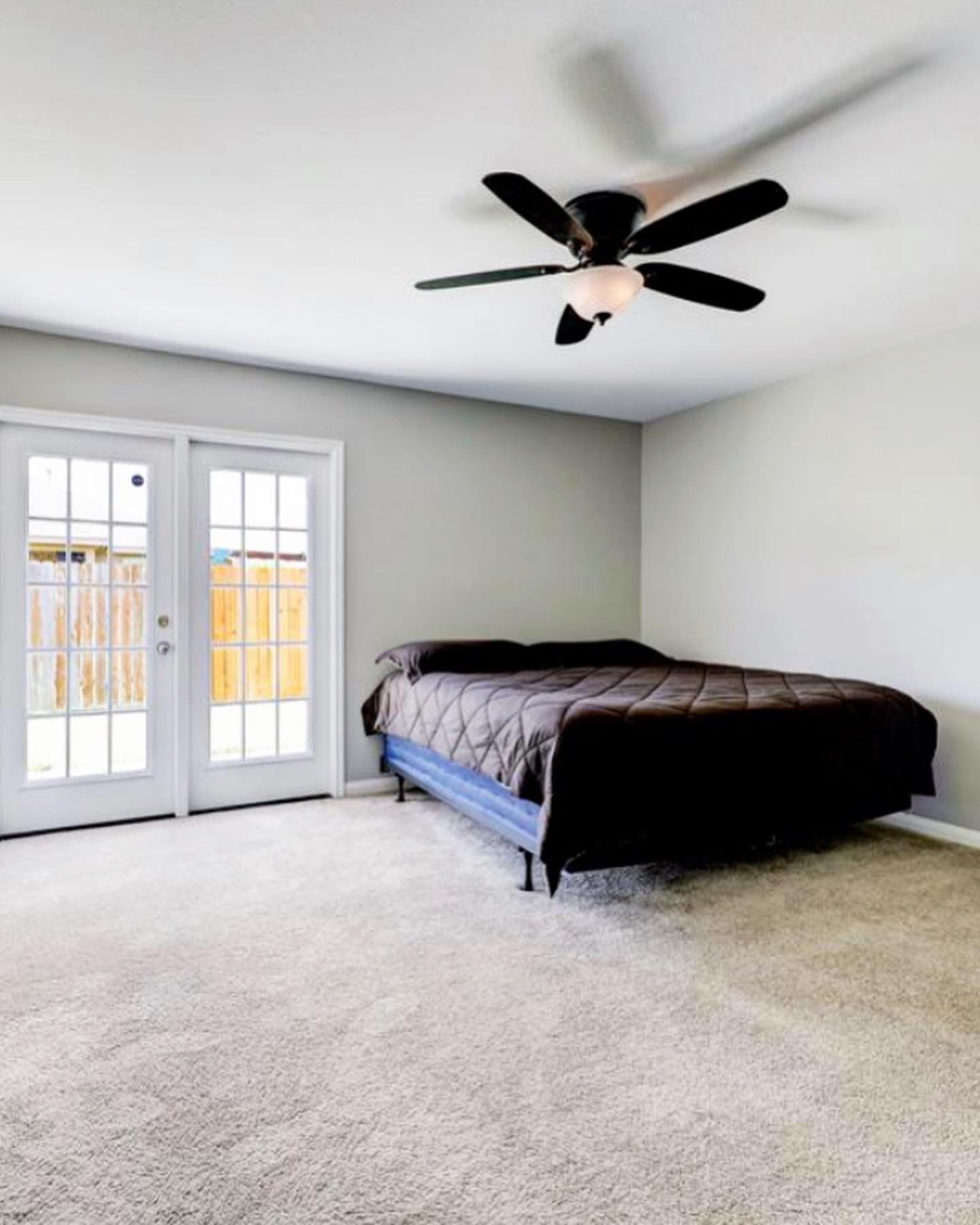 C8710058-4D55-4109-8FB5-C9491E47F4F8