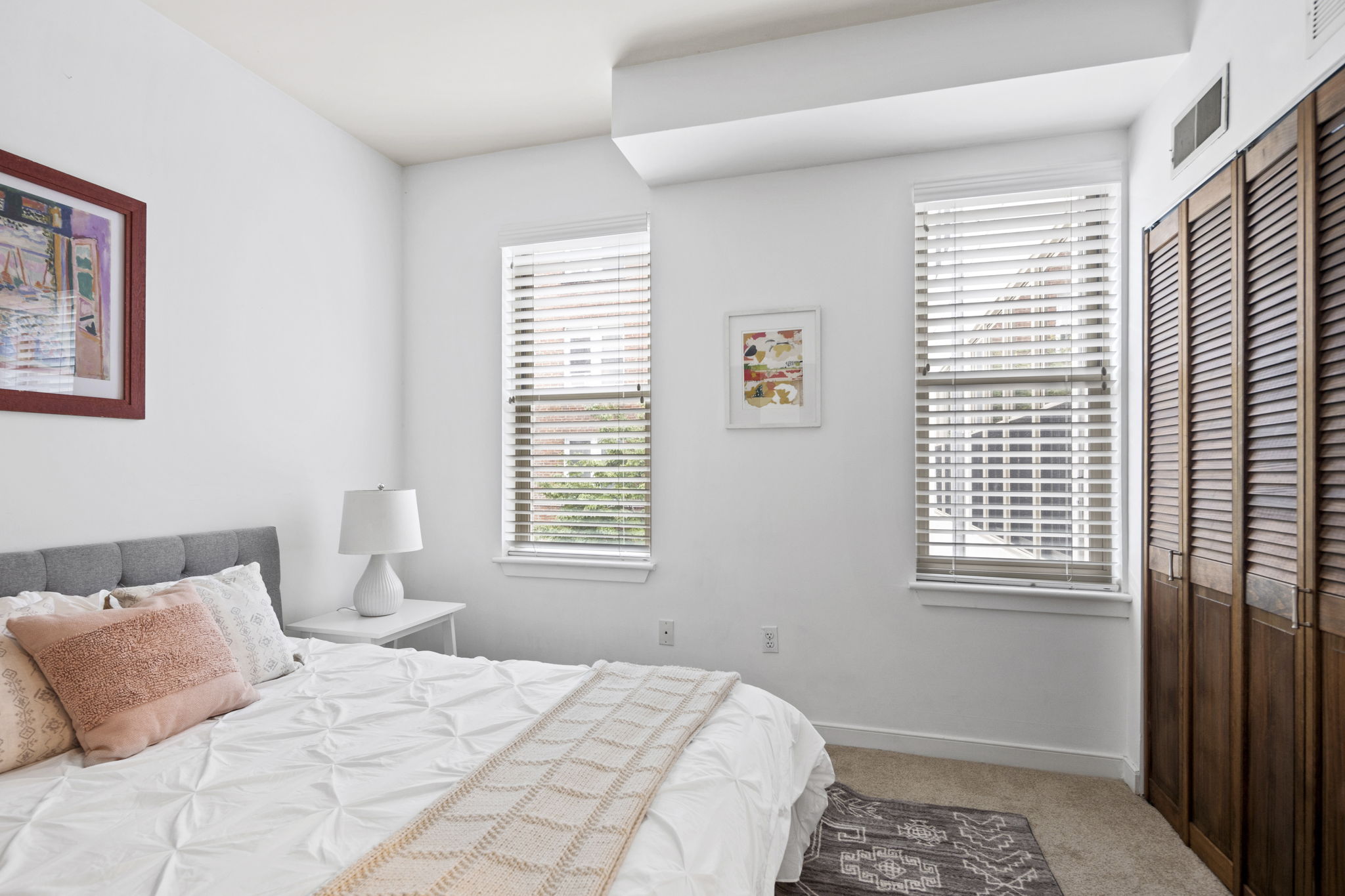 007-1445-N-38-web-or-mls-1445-N-St-NW-205-38