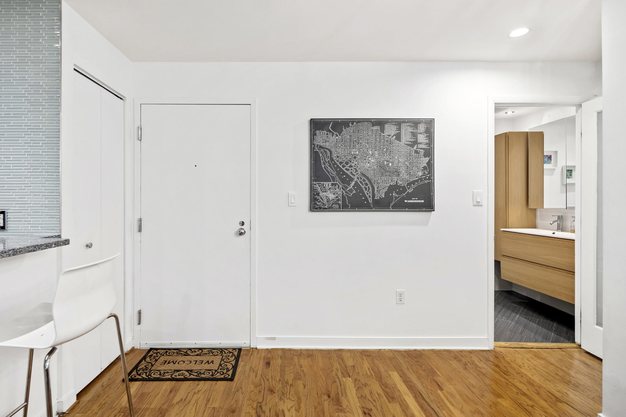 1445-N-10-web-or-mls-1445-N-St-NW-205-10