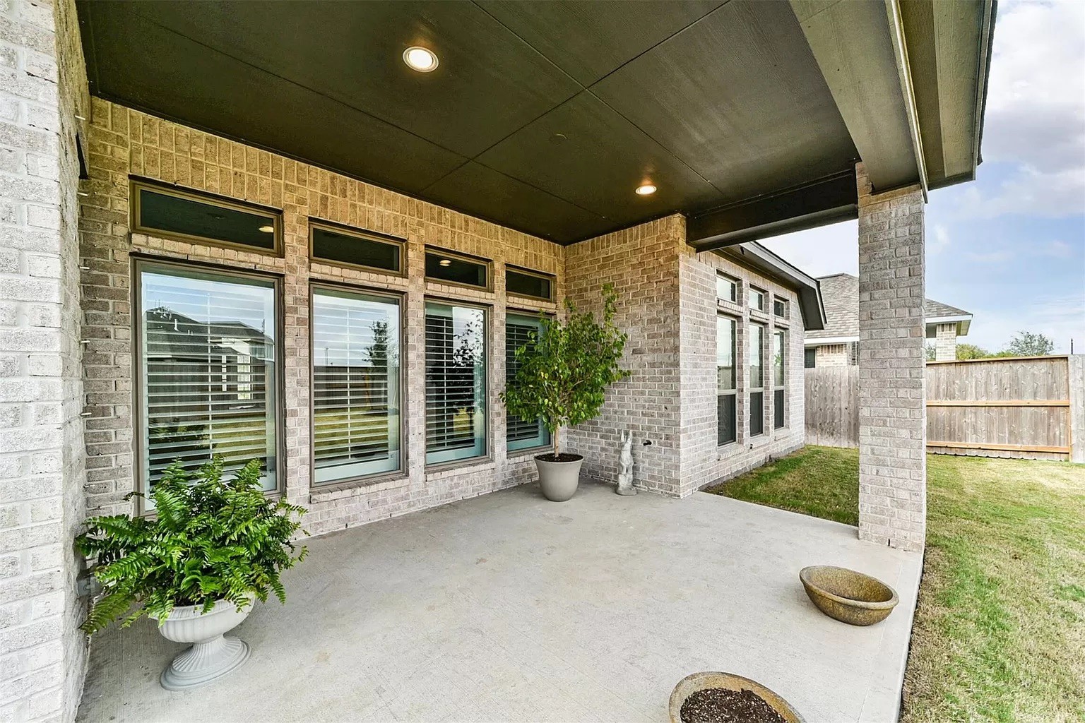 2875ef3d109332f1fa78b13f52c14109-uncropped_scaled_within_1536_1152