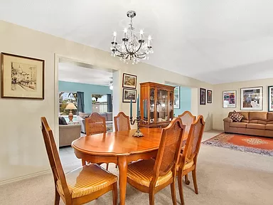 4f7665fbae865d0e894123c73d6cb7b8-cc_ft_384