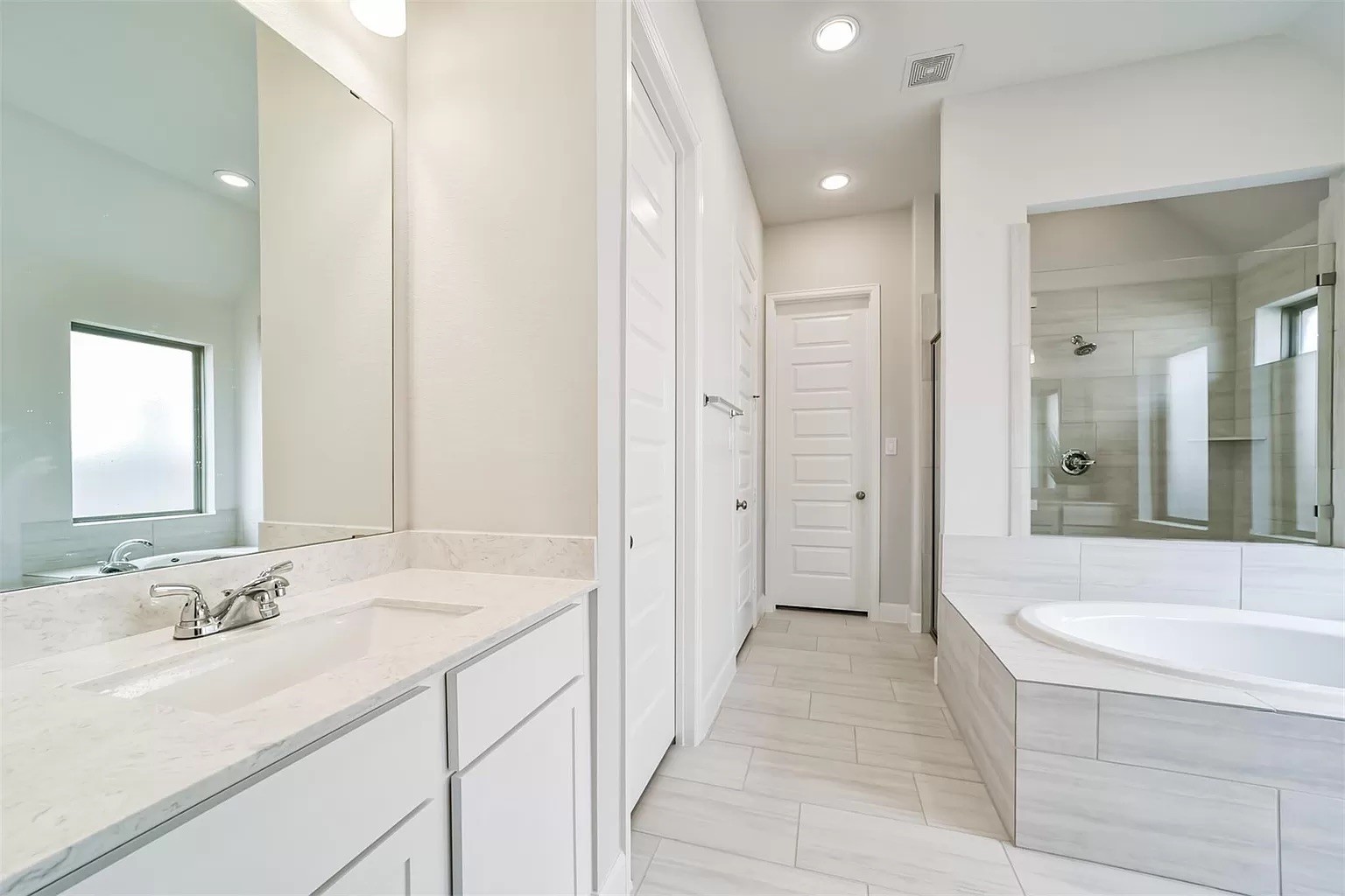 9e5b6019a0cbe5cec82c9b9d51734cda-uncropped_scaled_within_1536_1152