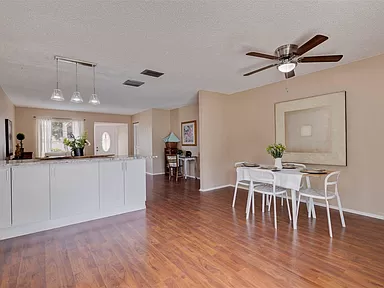 9ebab72b7f35019c5898ed6e6edba861-cc_ft_384