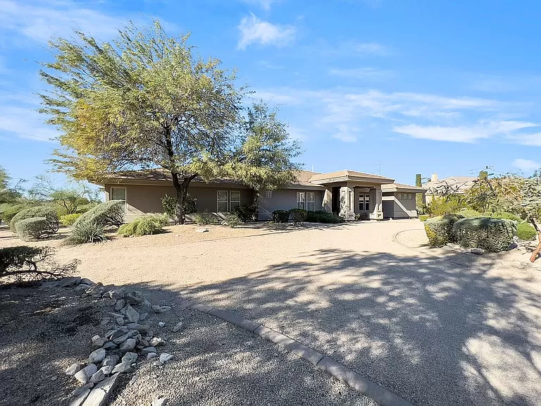 d300be85be92996db888bf42256dd44e-cc_ft_768