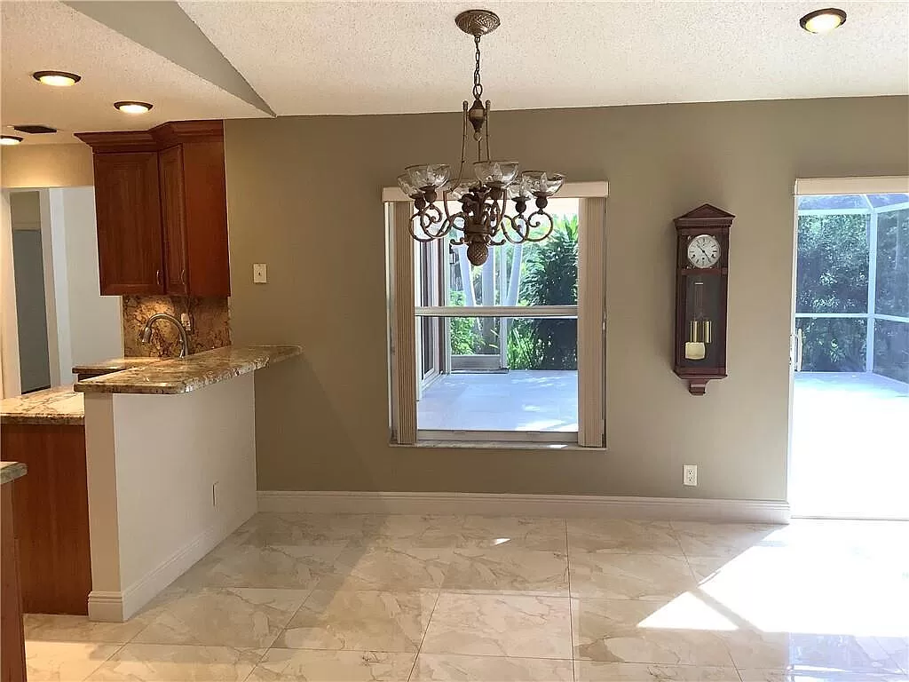 pic-for-4806-S-Lee-Rd-12